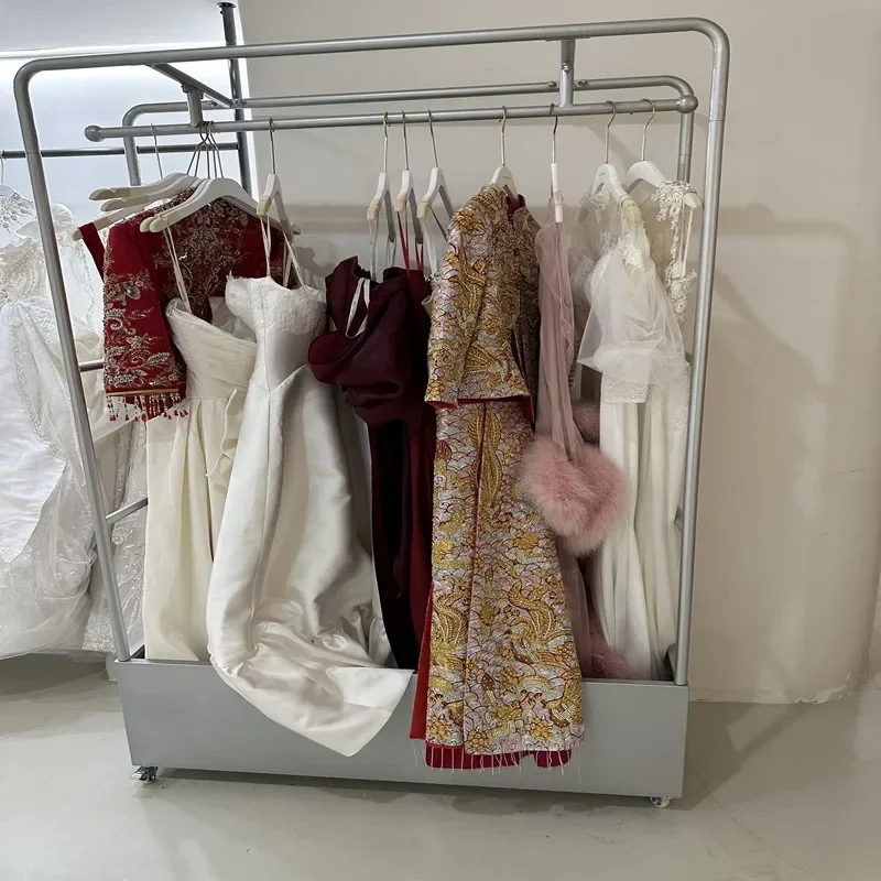 Wedding shop silent trolley dress cheongsam shelf wedding dress display stand clothing photography dress thickened trailer