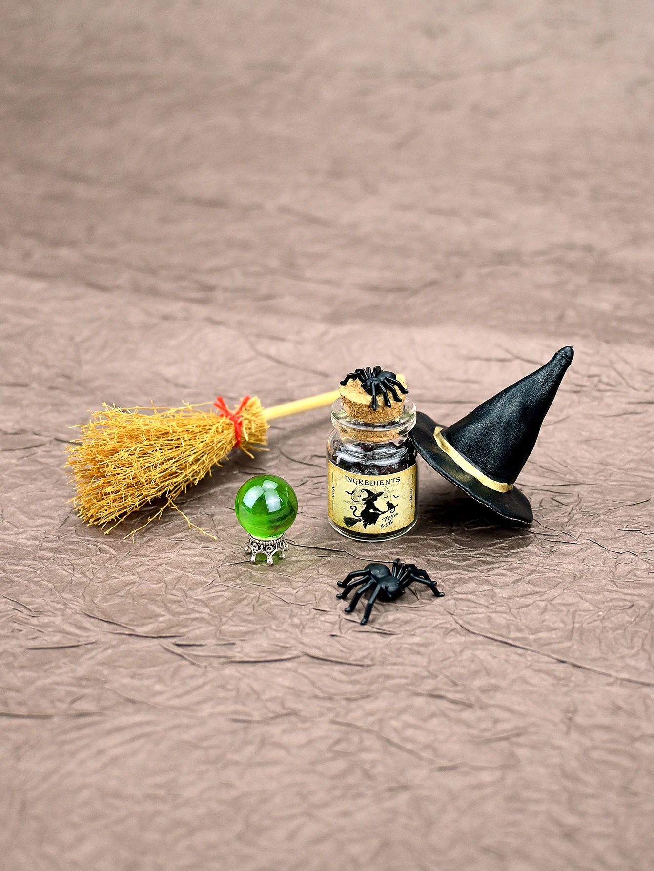 A Miniature Magic Stone, Miniature Magic Academy Ornament, Halloween and Christmas Gift, Party Decoration, 1/12 Dollhouse Accessories, Model House, Micro-Landscape Decoration, Home Decor (Book Cover Design Random) view 3