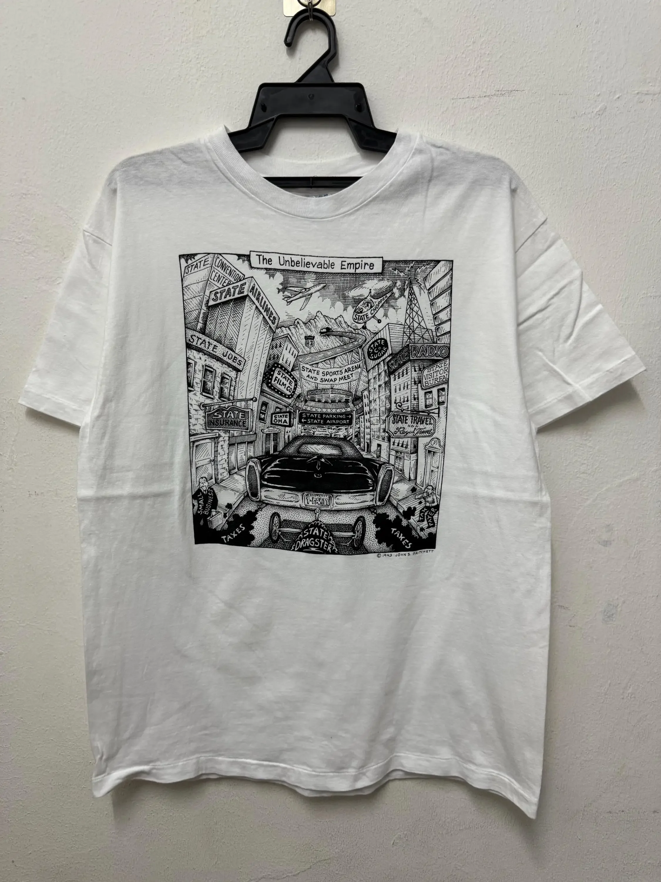 T-shirt vintage des années 90 avec dessin animé de John Pritchett, The Unbelievable Empire, Pop Art, Fotofolio Archive Paint