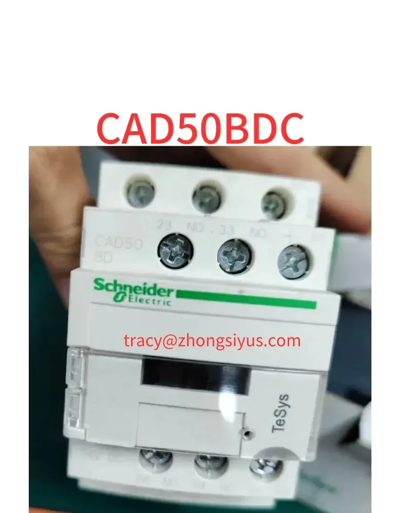 

Used control relay CAD50BDC 24VDC
