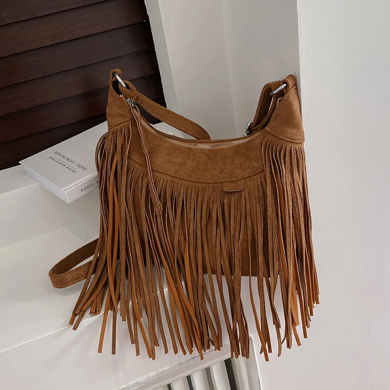 

Popular Retro Tassel Large-capacity Bags for Women. New Single-shoulder Bags, Simple Crossbody Bags.
