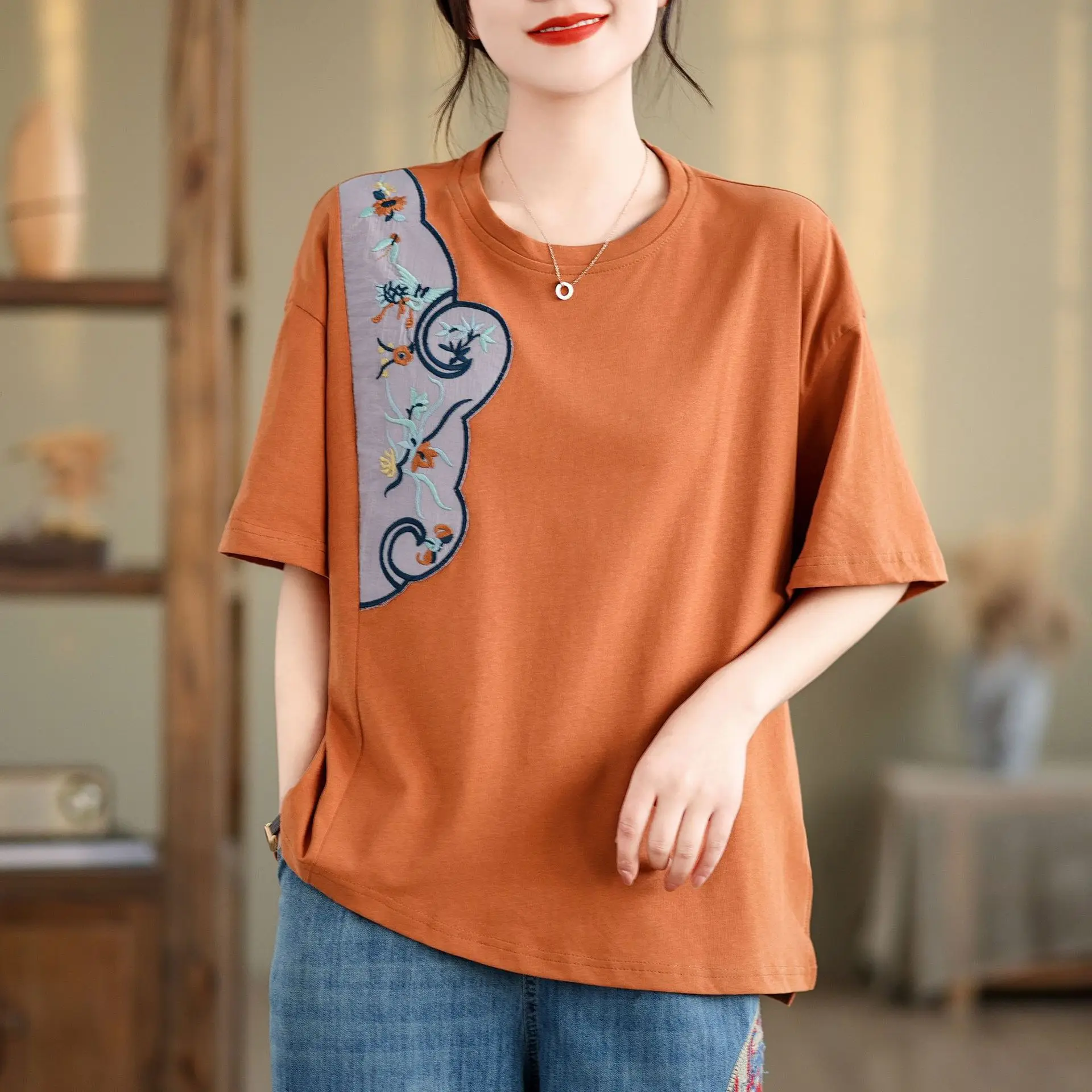 

Aricaca New Fashion High Quality Women Short-sleeved T-shirt Top Tees Loose Cotton Embroidered T-shirt