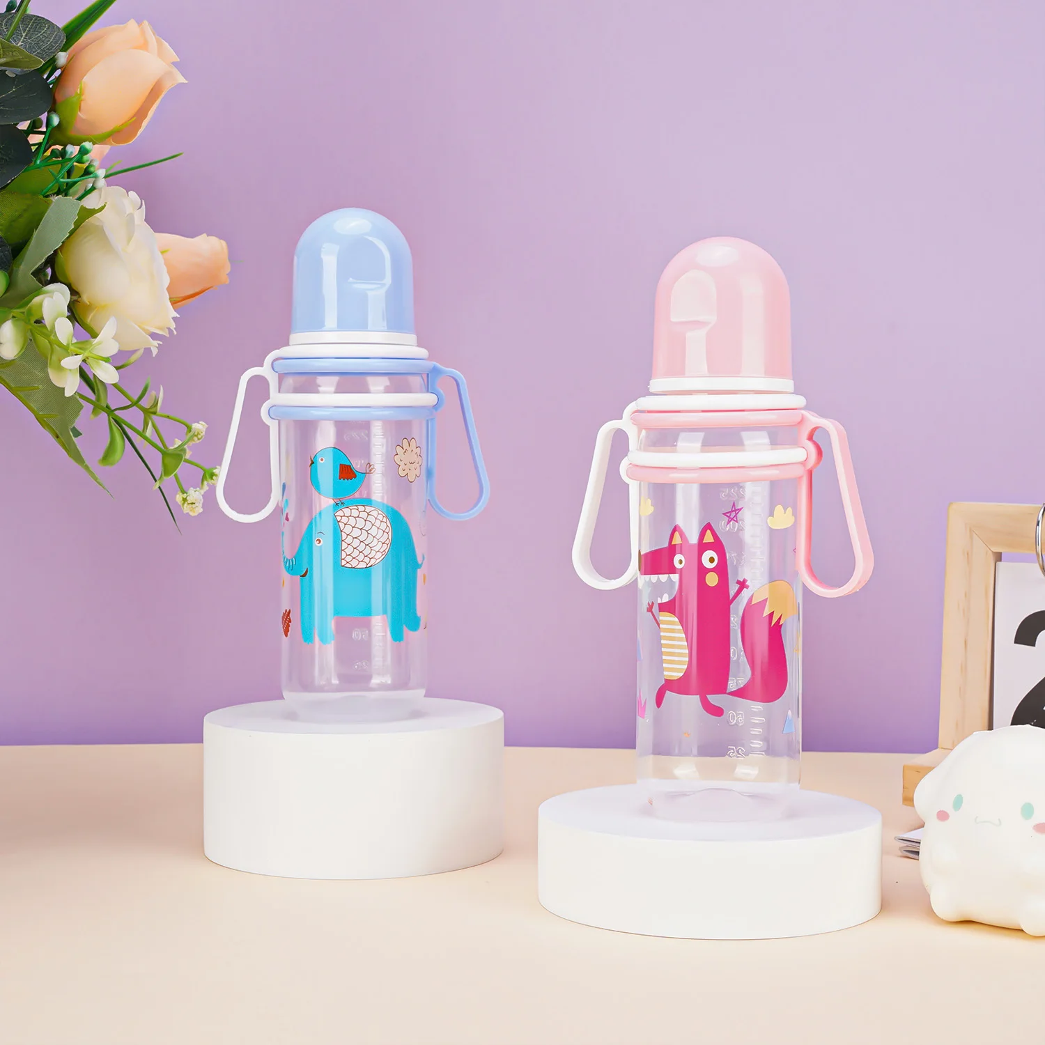 زجاجة أطفال 250 مل مع مقبض عيار قياسي زجاجة أطفال حديثي الولادة مستقيمة من السيليكون كوب ماء مقاوم للعض بنمط عشوائي #4
