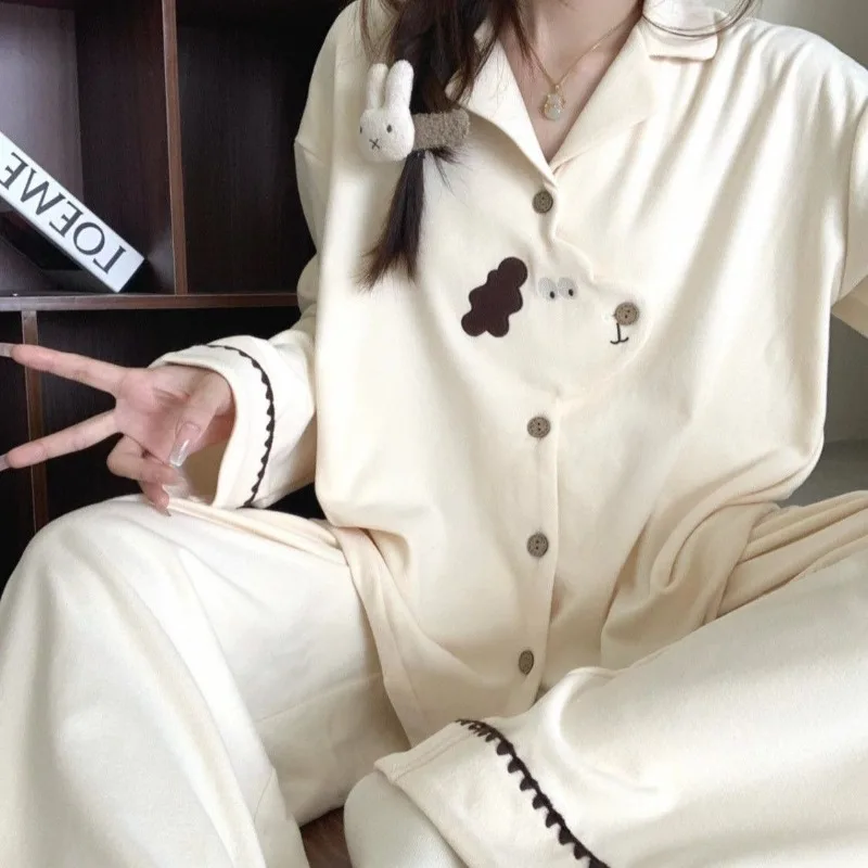 Autumn  Winter German Velvet Pajamas Women's Thickened Warm Polished Shell Embroidered Sweet and Cute Princess Style Pajamas Set