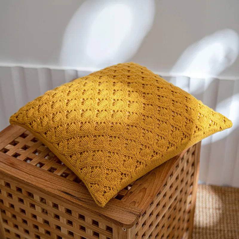 Nordischer Kissenbezug aus Wolle für Schlafzimmer und Wohnzimmer, ausgehöhlter Strickkissenbezug, Retro-Kissenbezug für Sofa und Büro, ohne Kissenkern
