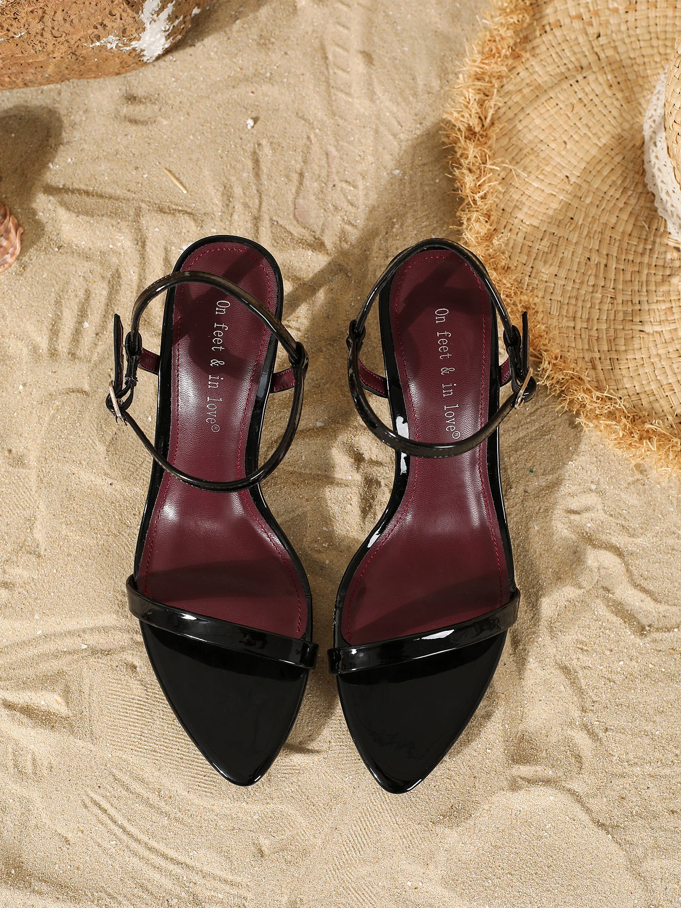2026 Summer New Sexy Pointed Strap Ladies High Heels Stiletto Elegant Party Dance Lace-up Ladies Sandals