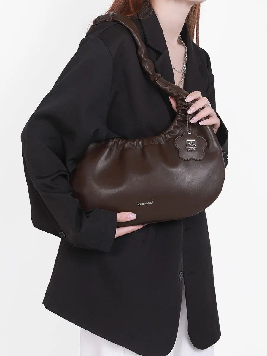 

Original Design Cloud Shoulder Bag Retro Underarm Bag Korean Style Pleated Single Shoulder Bag New 2026 Wooden River Card