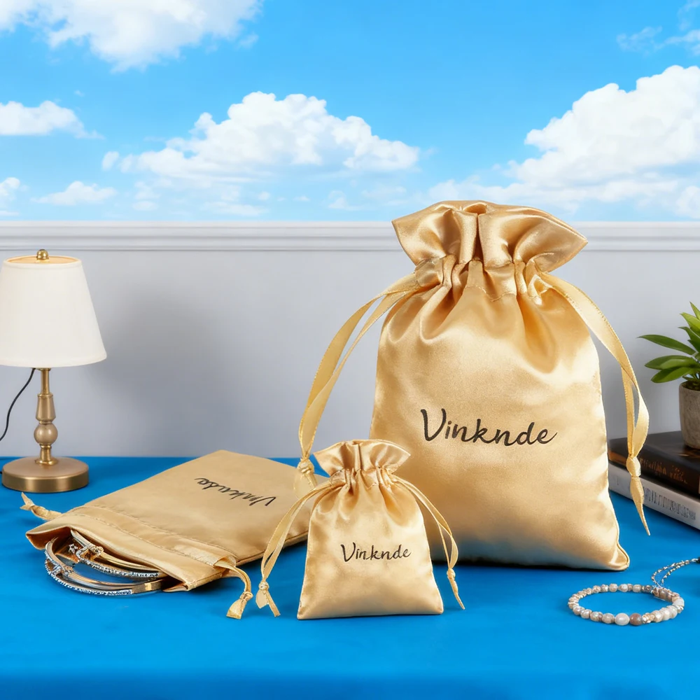 

100pcs Custom Logo Silk Jewelry Pouch 8x10cm Gift Bag Satin Drawstring Rings Soap Candle Organizer Packaging Wedding Favors Bags