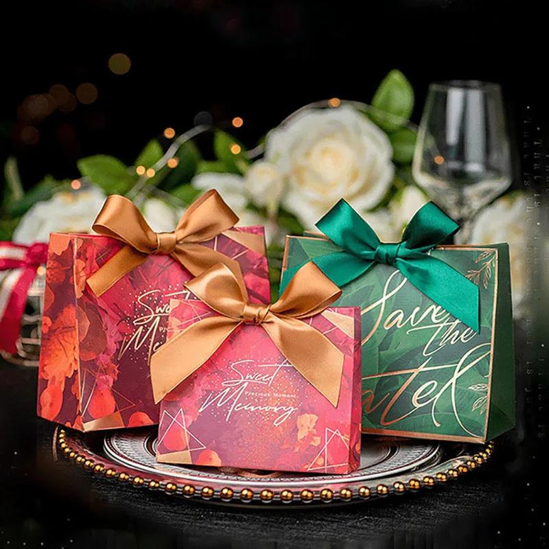 

Wedding Candy Gift Packaging Box with Silk Scarf Folding Wedding Candy with Hand Gift Bag Birthday Gift Packaging Pouch