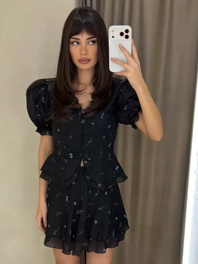 

Women Elegant Chiffon Mini Skirt Set V-neck Bubble Sleeves Cinched Waist Ruffled Edges Short Skirts Suit 2026 New Summer Outfits