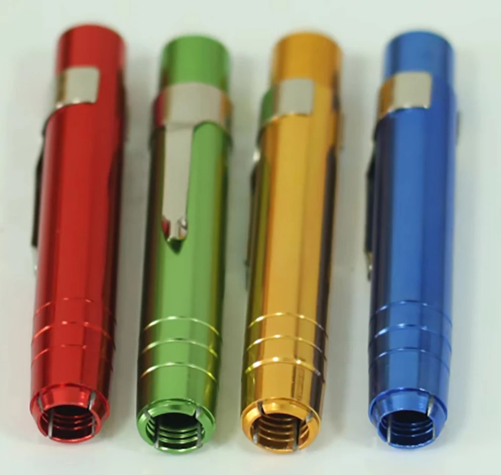

4pcs Different Color NEW ALUMINUM ALLOY CHALK HOLDER