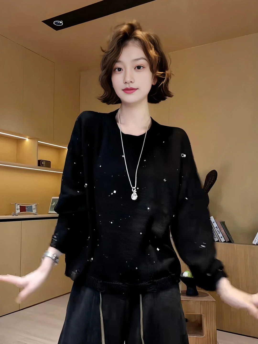 plus Size Long Sleeve Knitted Sweater Women's Hole Design Slimming Diamond Fragments Black Autumn New Style Cover up Top
