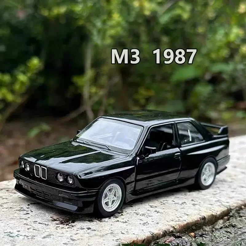 

1:36 M3 E30 1987 Classic car High Simulation Diecast Car Metal Alloy Model Car Children's toys collection gifts