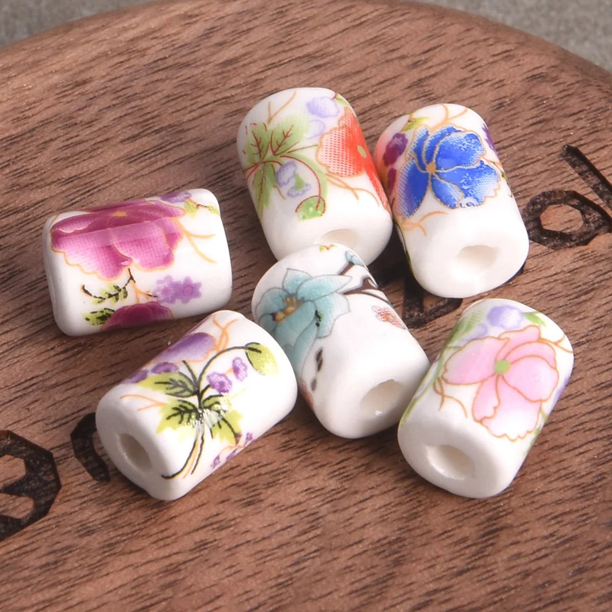 Cilindro Forma Loose Porcelana Beads para Fazer Jóias, Pintura Flor, Cerâmica, DIY Descobertas Pulseira, 10PCs, 12x9mm