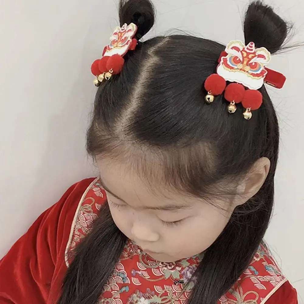 Festive Cute Bell Tiger Plush Ball Tassel Bow Girl Hair Accessories Chinese Style Hair Clip New Year Hairpin Red Bangs Clip