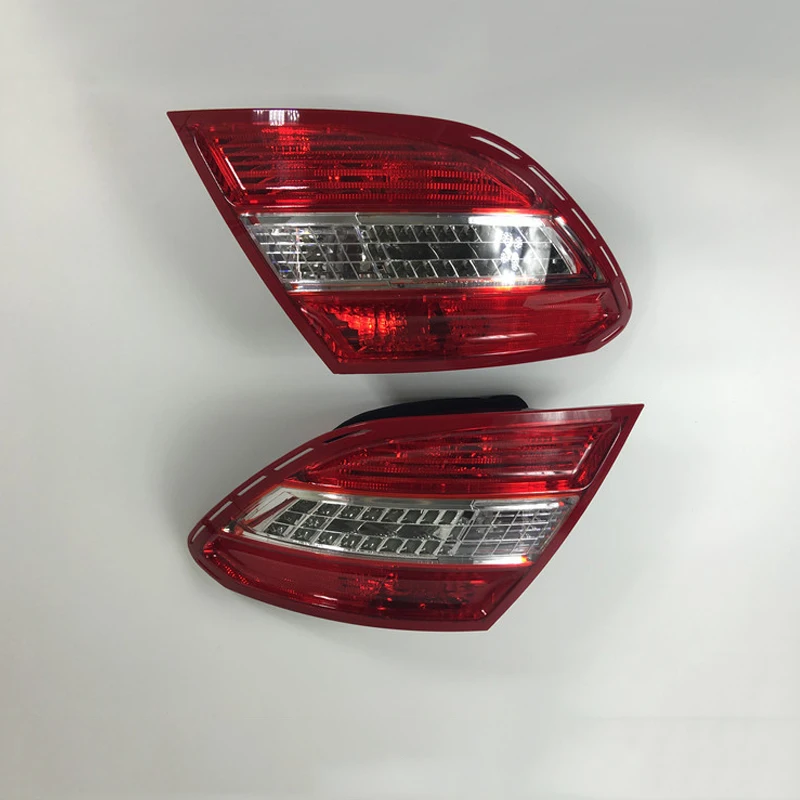 Tail Brake Lights Assembly LED for Mercedes-Benz W204 C-Class C180 C200 C260 C280 C300