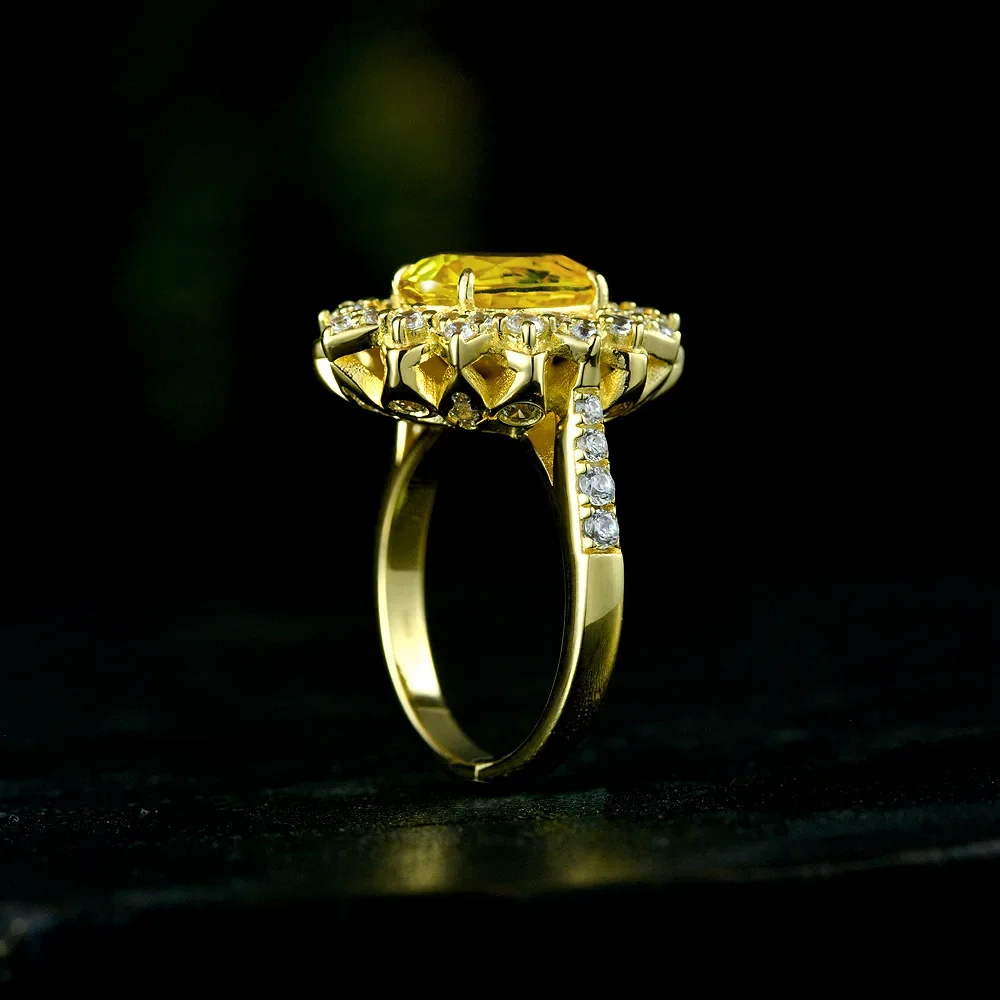 2025 S925 بيضة فضية على شكل 8*11 تصميم 4-قيراط الكناري الأصفر الأزرق الكنز خاتم مجوهرات الزفاف