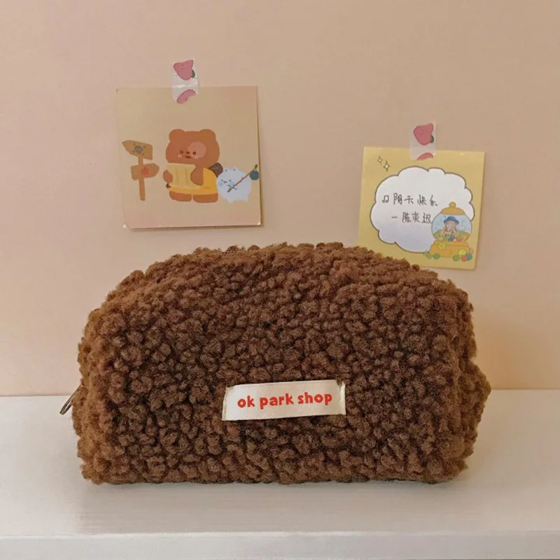 Hot Sale Lamb Hair Cosmetic Bag Plush Storage Cute Stationery Bag Large Capacity Travel Cosmetic Bag  Makeup Organizer