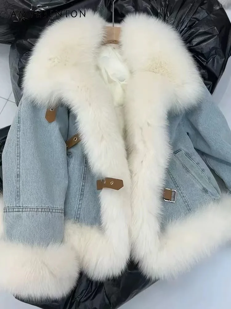 

2025 Winter Korean Style White Fur Collar Blue Quilted Denim Jacket for Women Thickened Warm Gray Fur Collar Down Jacket