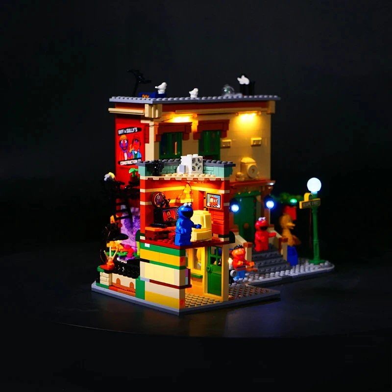 

Комплект радиоуправляемых светодиодных фонарей своими руками для LEGO 21324 (только светодиодный светильник, без модели блоков)