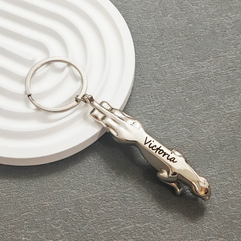 

Customized laser engraving name keychain leopard car pendant keychain business gift