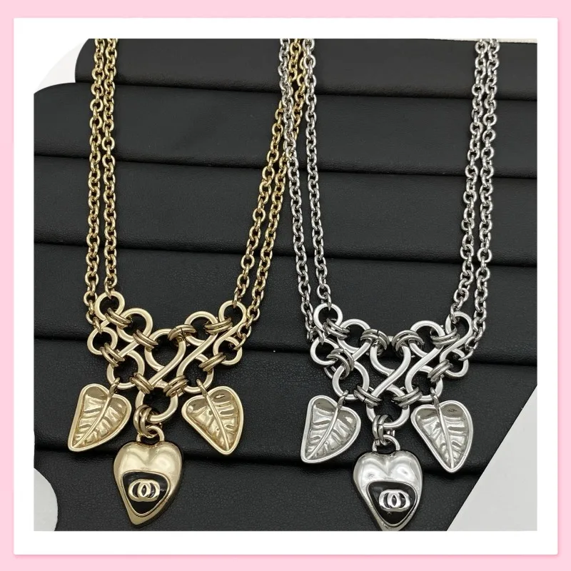 

Light Luxury Pair of Version Benchmarking Double Letter Necklace Female Seiko Fashion High Version Necklace