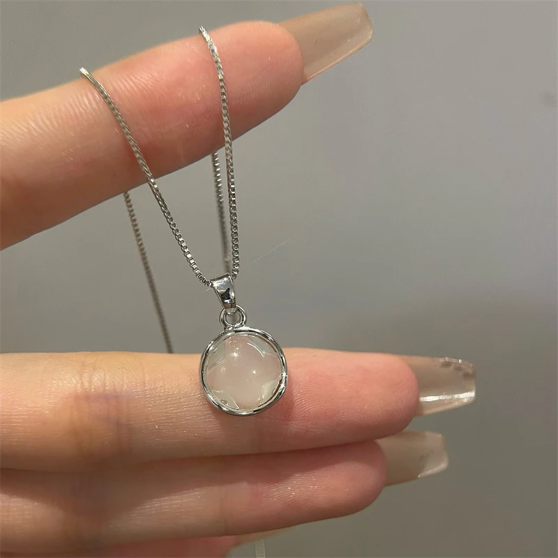 Yerik Mode Silber Farbe Weiß Runde Mondstein Anhänger Halsketten für Frauen Luxus Temperament Schlüsselbein Kette Halskette Schmuck – Detail 1