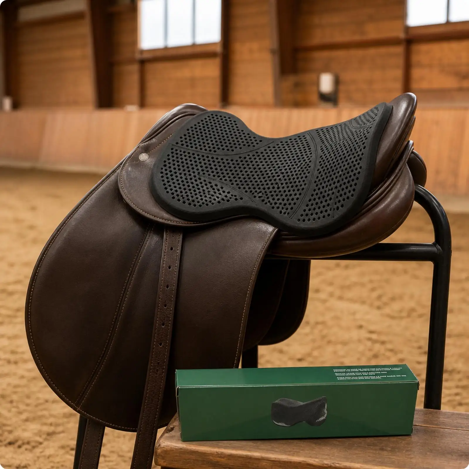 Anti Slip Equestrian Saddle Cushion Silicone Gel Pad for Horse Back Protection with Ventilated Honeycomb Core
