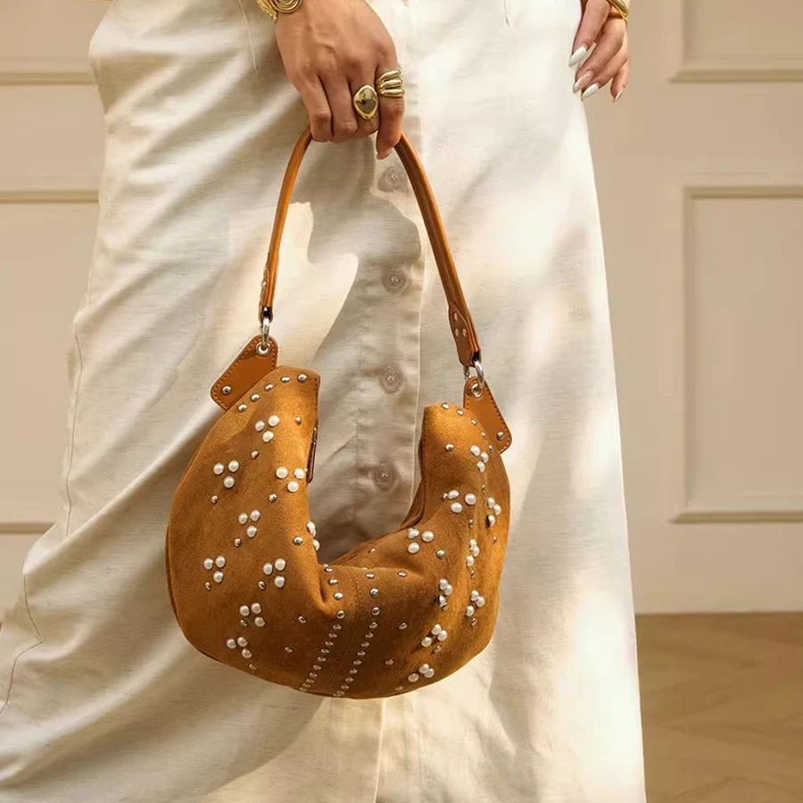 

Autumn winter retro y2k design rivet pearl matte saddle tote crescent-shaped underarm single-shoulder handbag for women hobo bag