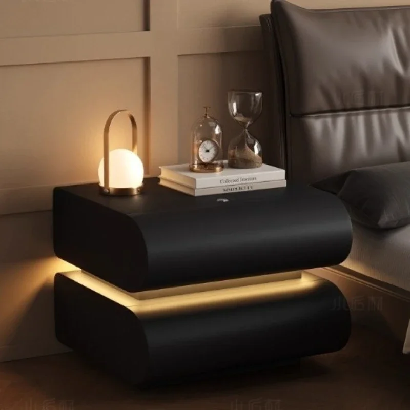 

Bedside cabinet with lamp, solid wood simple modern high-end bedroom small black bedside cabinet