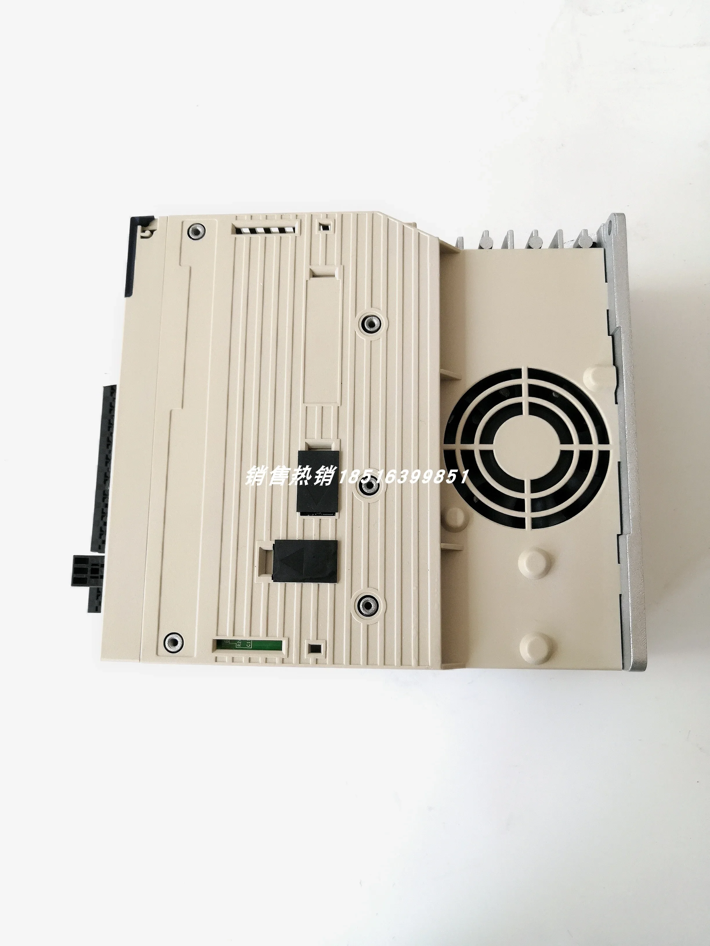 SGDV-2R9E11A /SGMMV-A3E2A21 New Original Yaskawa Servo Drive Quality Assurance One Year