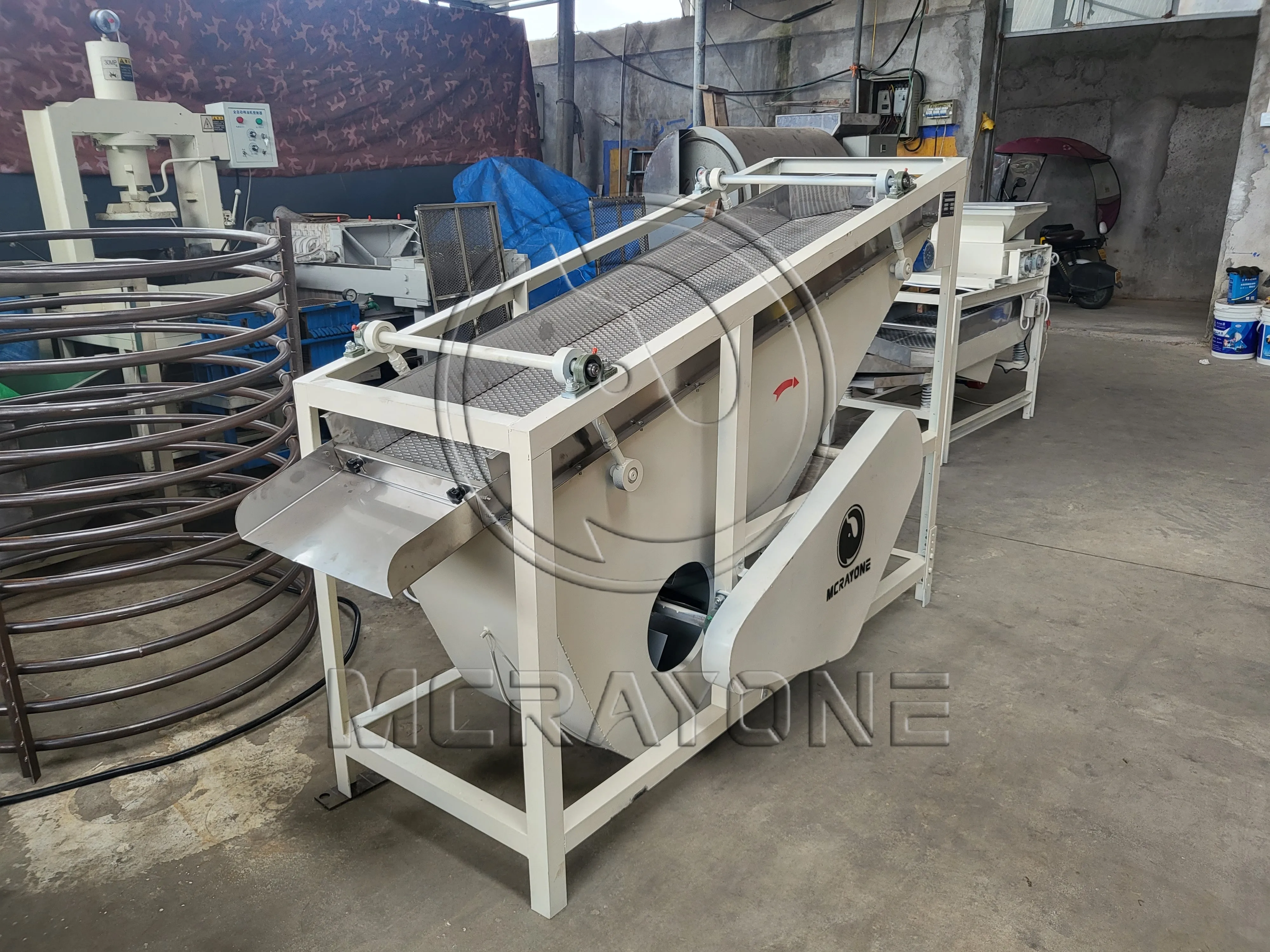 BEST Selling Palm Kernel Crushing Machine Palm Kernel Oil Extraction Machine Palm Kernel Shell Separator Machine