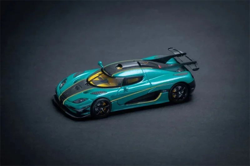 D.BoModel 1:64  peacock green limited 499 Diecast Model Car