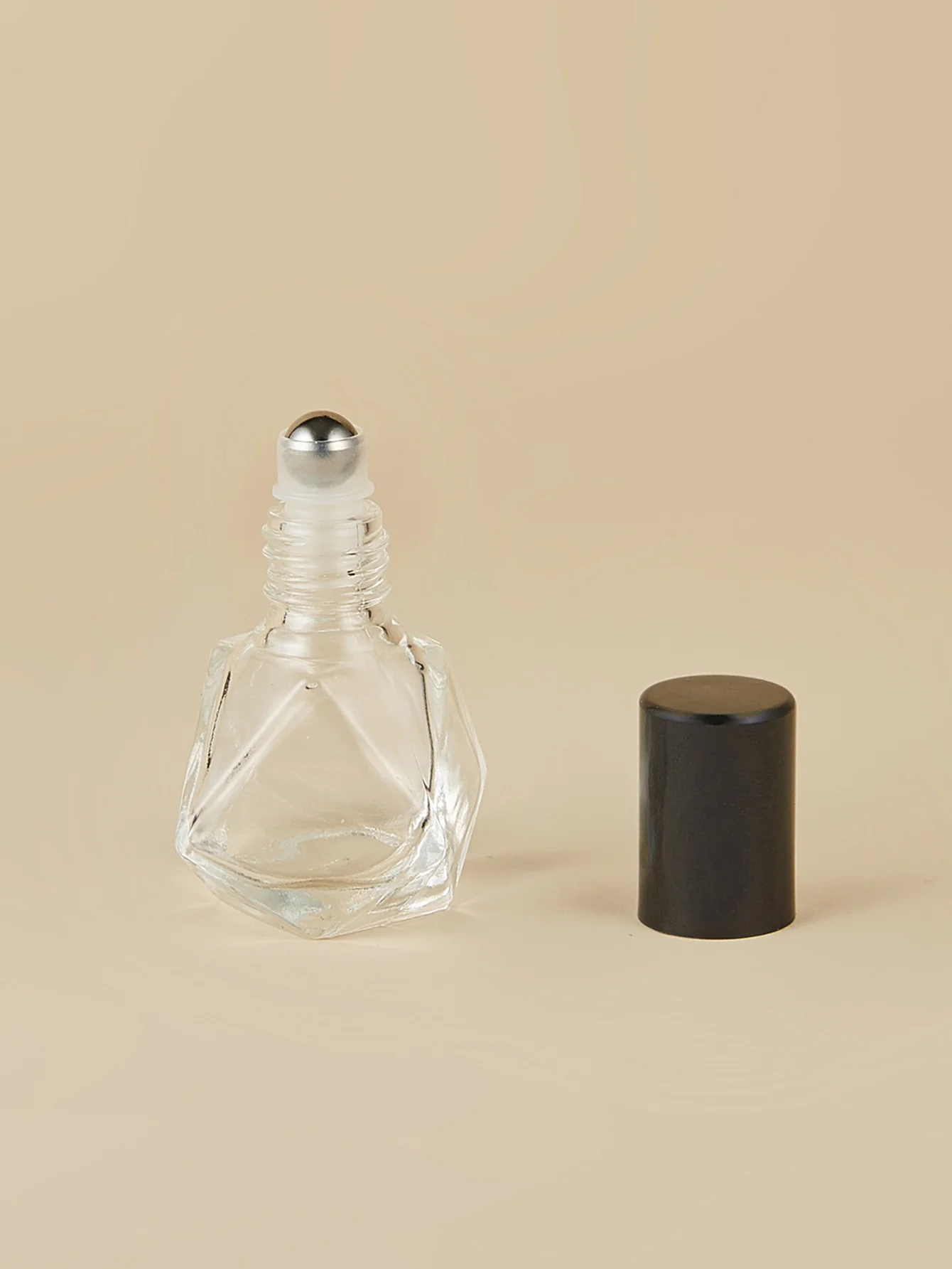 Essential Oil Glass Bottle Empty Clear Bear Shaped Steel Roller Ball Vial Refillable Makeup Packaging 8ML Perfume Roll on Bottle view 6