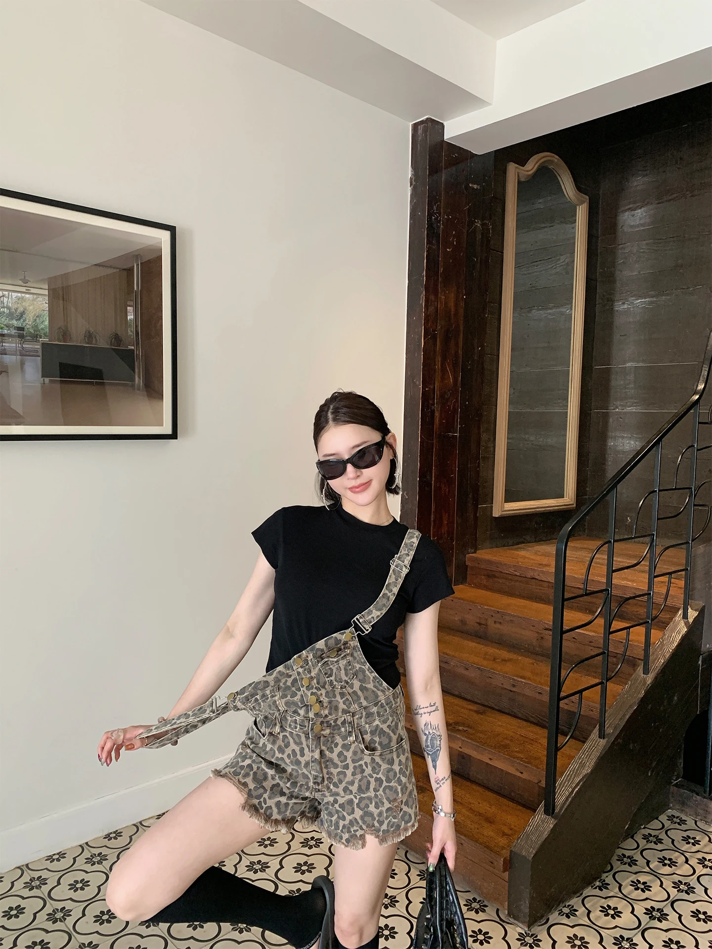 

Джинсовые комбинезоны с высокой талией и облегающим кроем в американском стиле, с принтом в горошек, летняя новинка, универсальные короткие шорты, женская мода