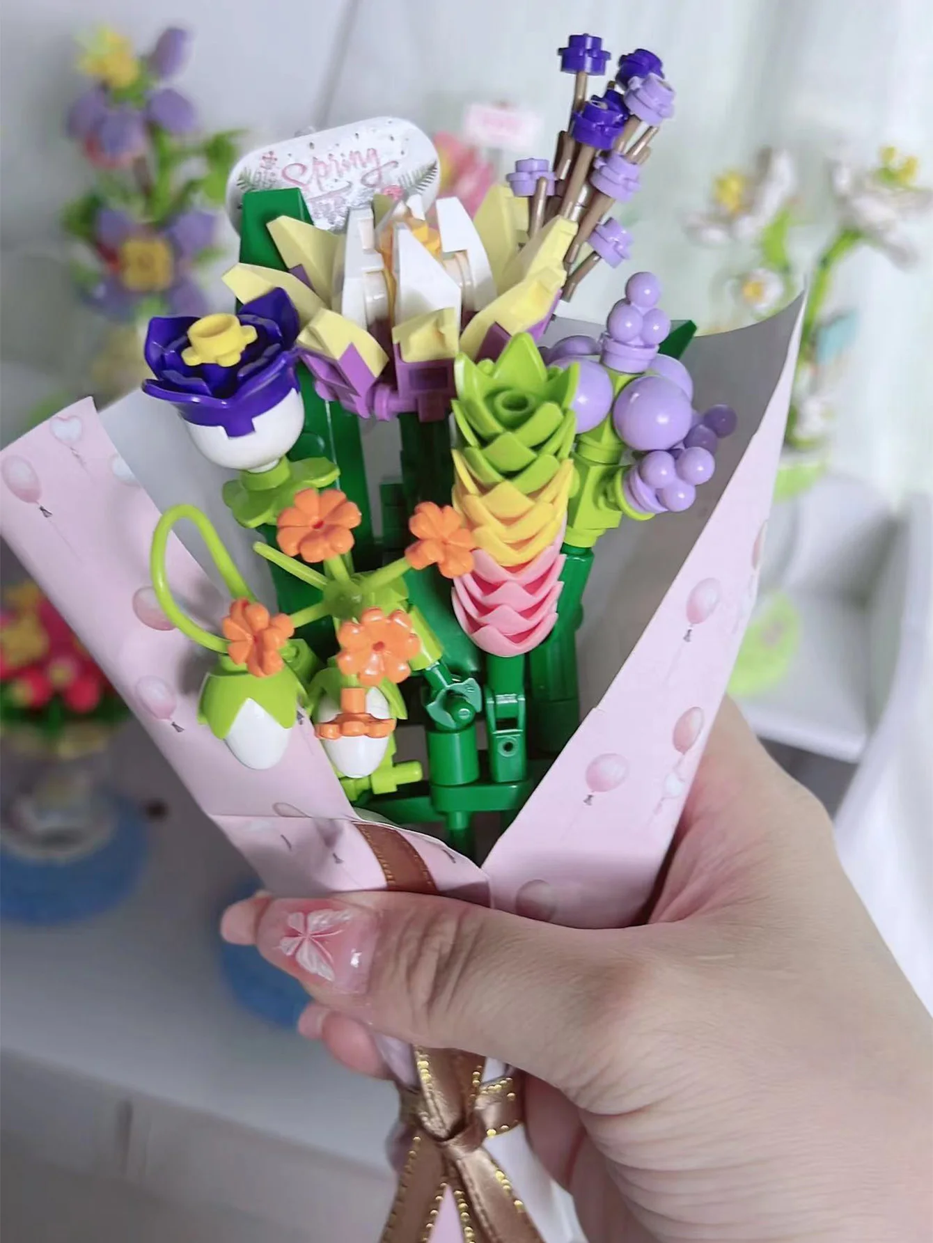 Building blocks Toy Eternal Life Bouquet model arrangement Creative refrigerator magnets Holiday  Assembly toy set for girls