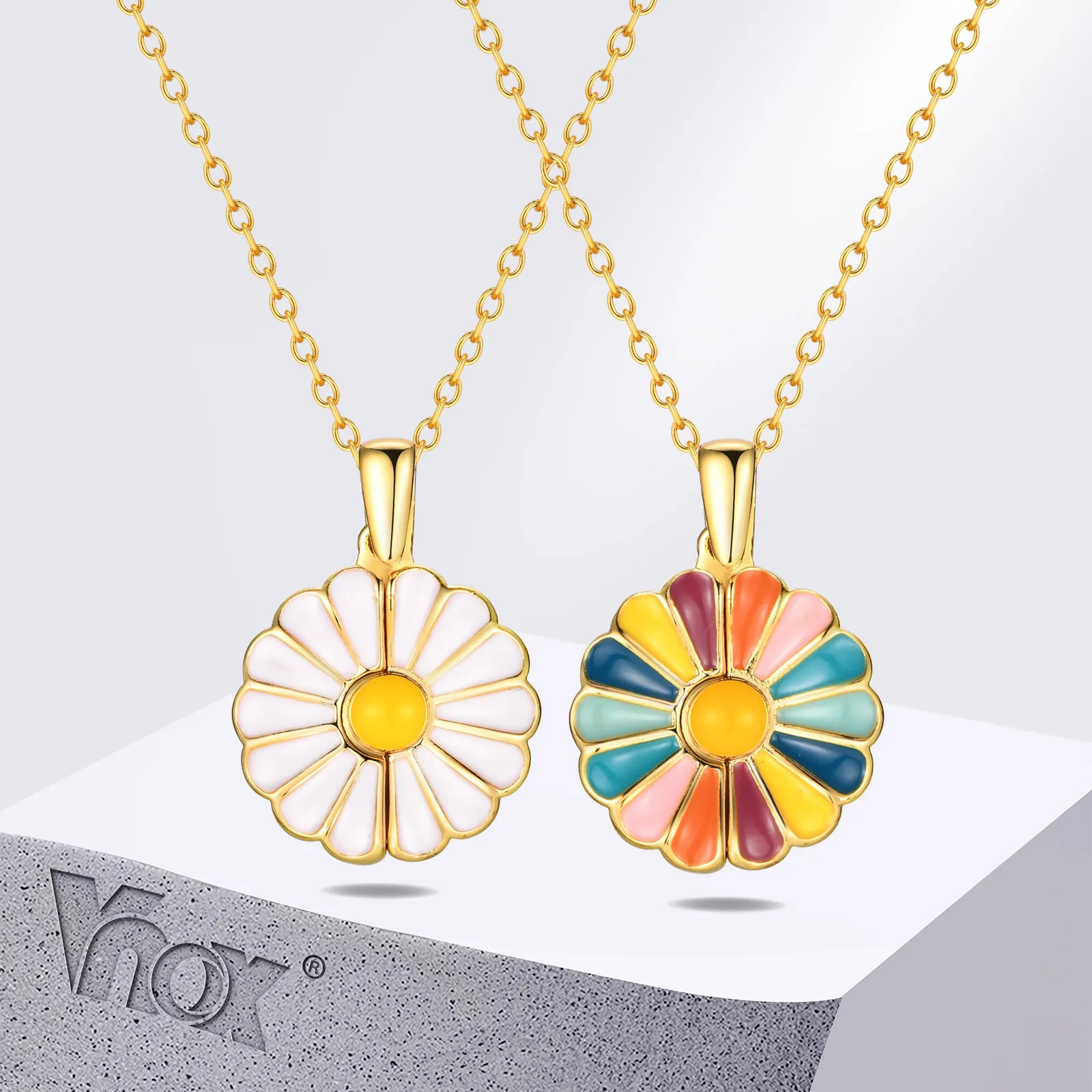 

Vnox Free Custom Name Daisy Locket Necklaces for Women Girls, Sunshine Pendant,Engraved Hidden Heartfelt Message Pendant Gift