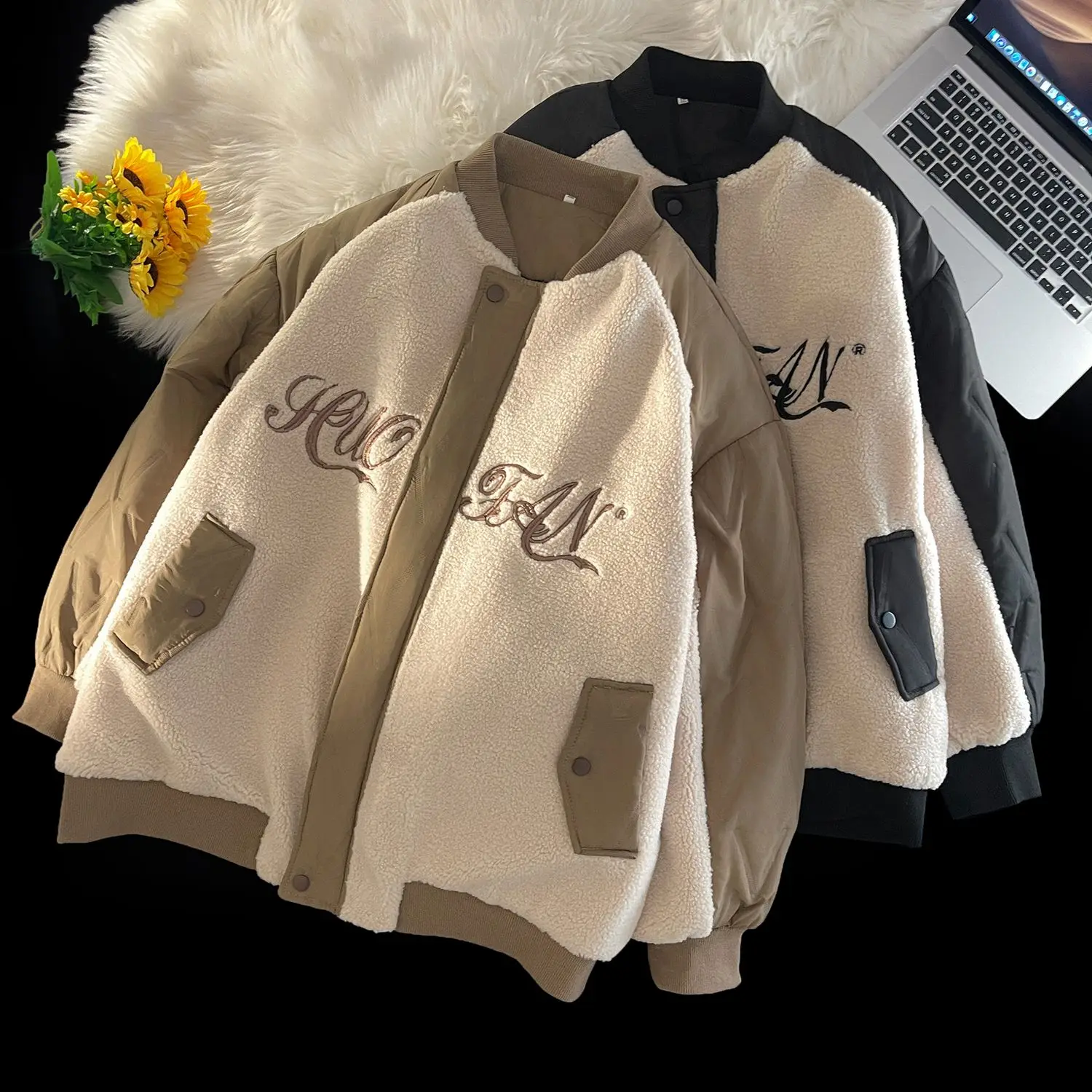 

Мужская утепленная зимняя бейсбольная куртка в американском ретро-стиле с вышивкой, из овечьего вельвета и пэчворка, на хлопковом наполнителе, теплая, повседневная