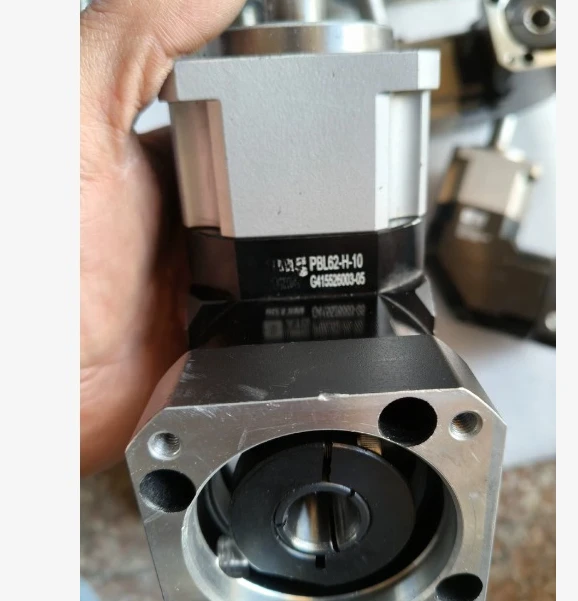 Right-angle planetary gearbox ksbl-62-5-p1, available with gear ratios of 1:5 and 1:10. fully functional