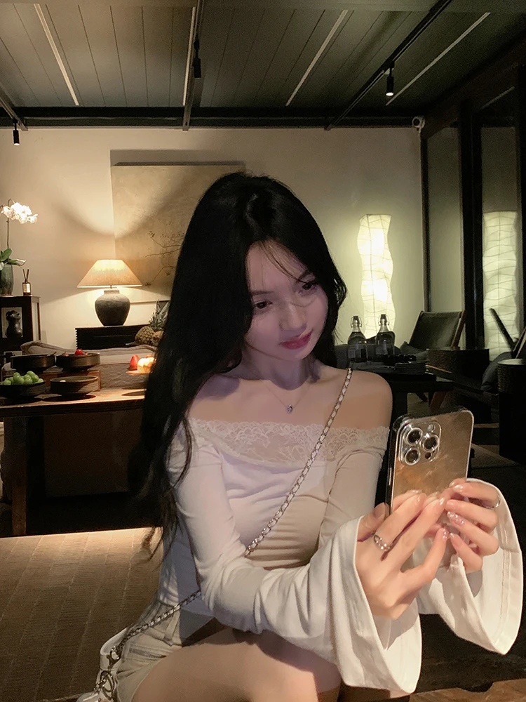 

Chic Long Sve Lace T-irt Women's Inner Wear Base irt Sweet Lazy Feel Cotton Polyester Stand Fit Cute Sle Autumn