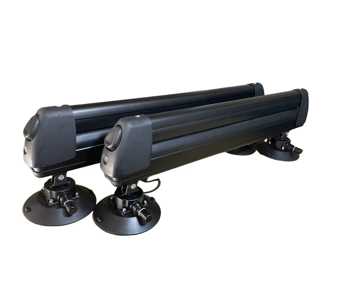 

Крепление на крышу из сплава. Стойка для сноуборда. Стойка для хранения лыж со съемными присосками.