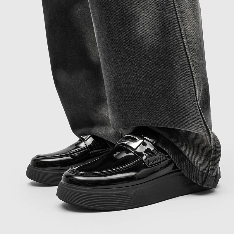 

Мужские лоферы из ПУ, однотонные, на толстой подошве, увеличивающие рост, удобные, модные, для повседневной носки, банкетов, деловых встреч и официальных мероприятий.