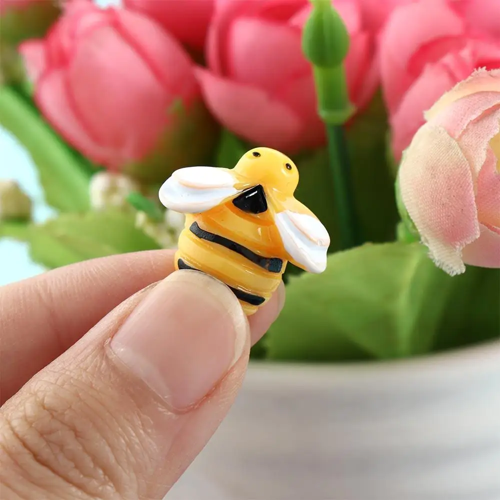 Craft Jewelry Making Resin Lovely Bee Tiny Flatback Miniature Embellishment Cabochon