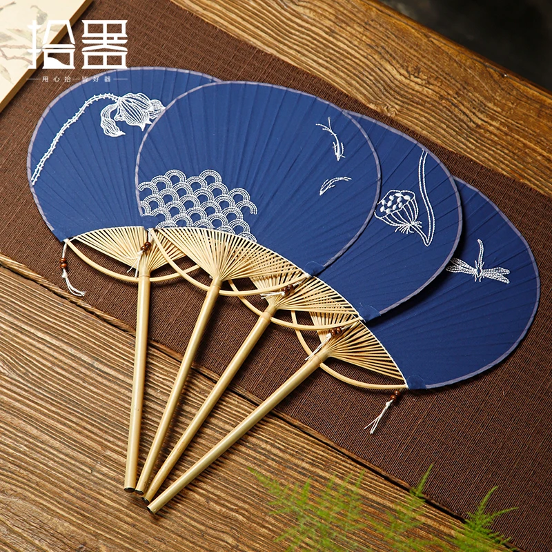 Chinese style hand embroidered round fan retro palace fan cotton linen fan bamboo fan round Pu fan summer