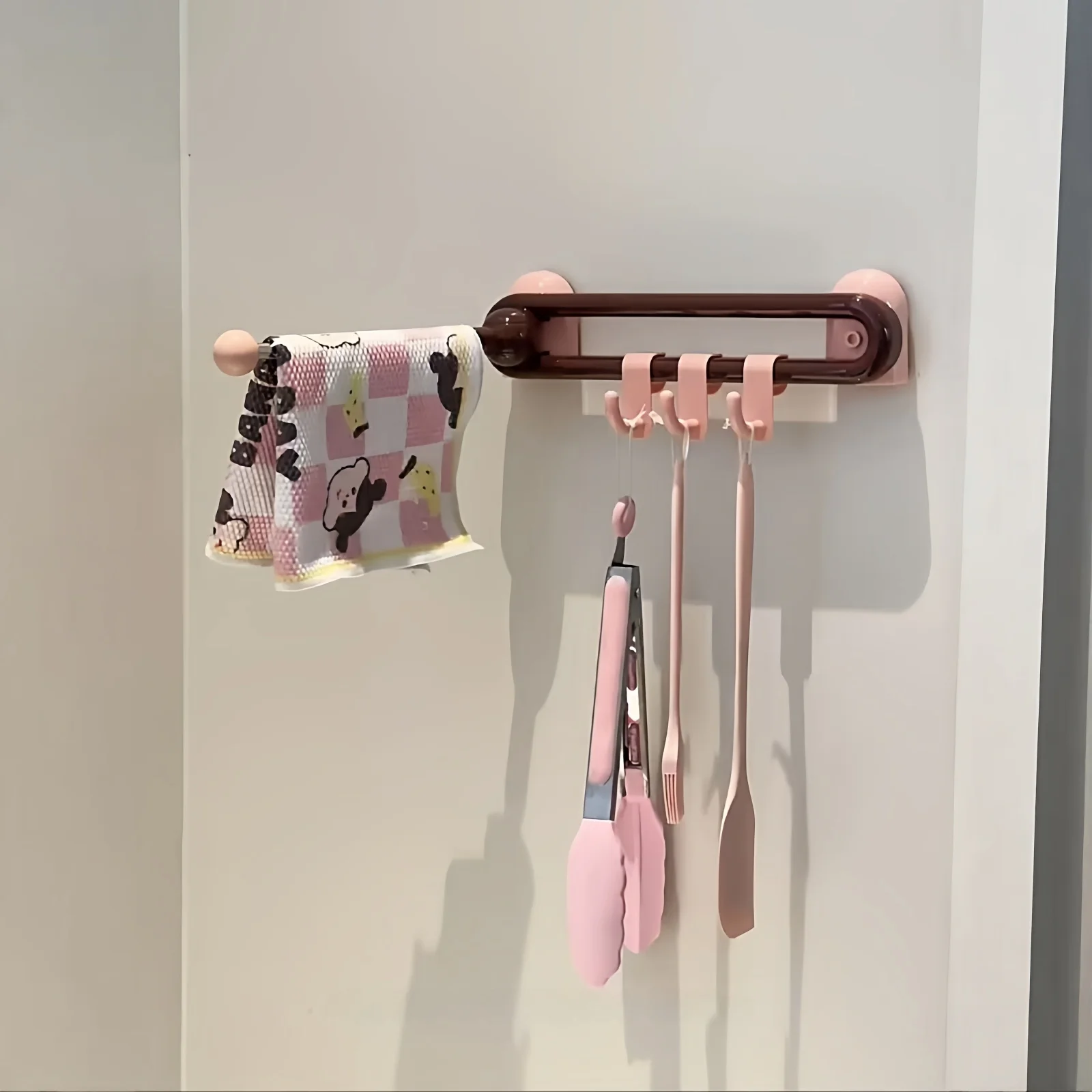 

New Home 100pcs Rotating Hook Kitchen No Drilling Towel Rack Creative Spoon Pan Holder Hanging Rack Simple Style Long Bar Shape