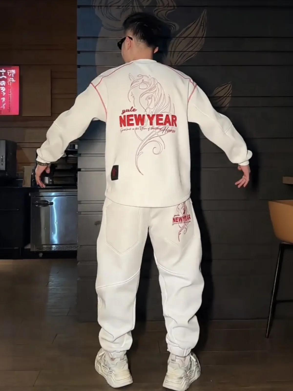 

Faionable round Ne Fce Lined Casual Sports Set for Men Spring Autumn Year New Sle Warm Long Sve Sweatirt ...