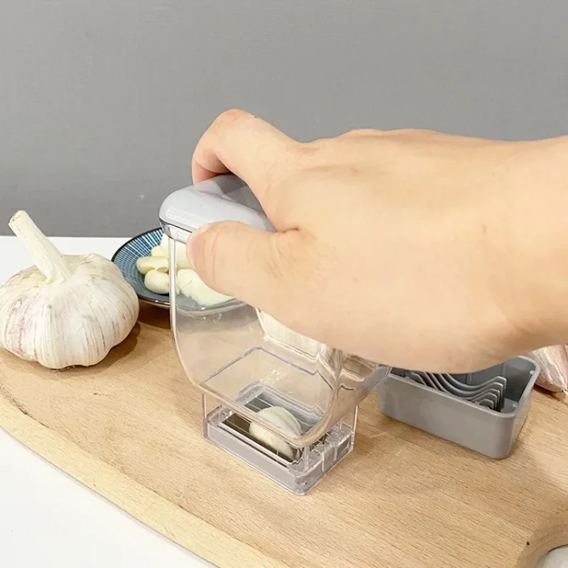 

1pc Daily Detachable Manual Pressing Garlic Grinding Cooking Tool Garlic Peeler Kitchen Accessories Gadgets