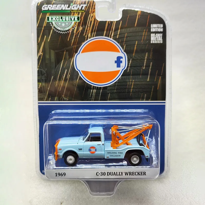 Greenlight 1:64 Alloy 1969 C-30 Dualy Wrecker Car Model Adult Classic Collection Display Decoration Gift Souvenir