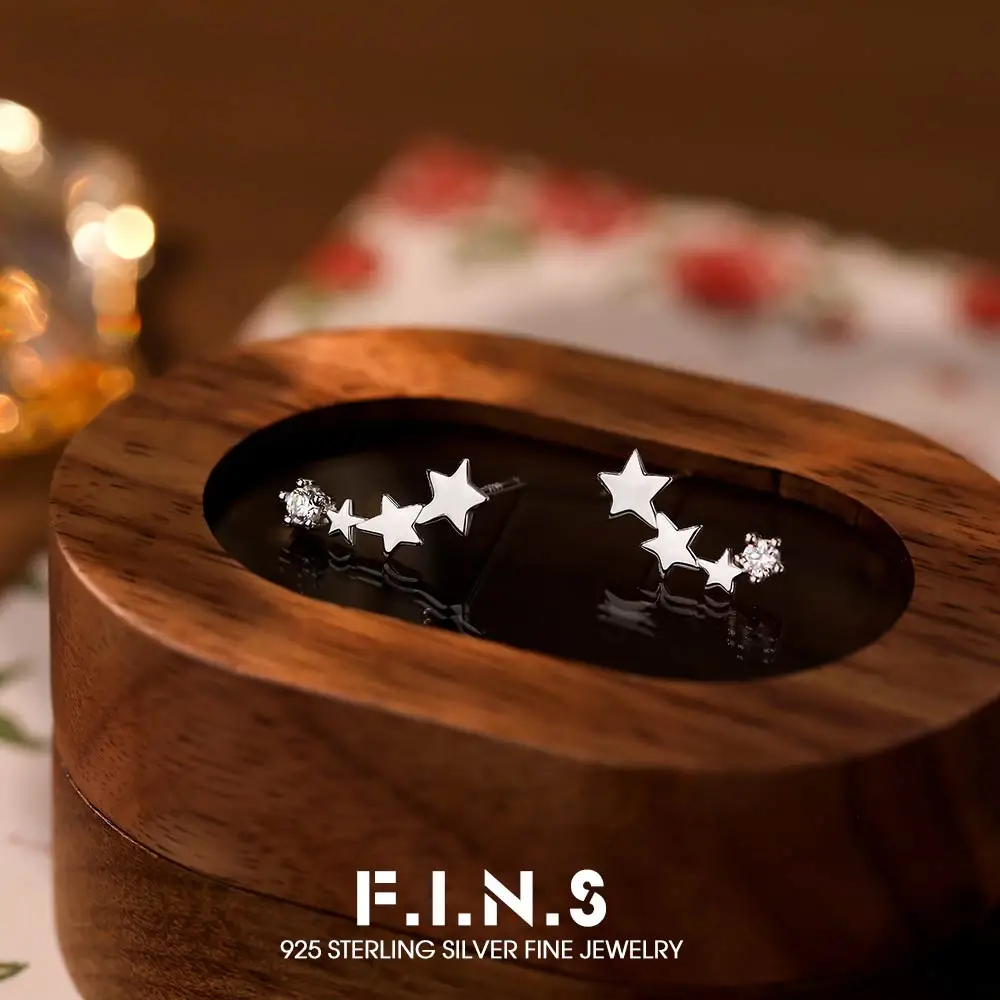 

F.I.N.S S925 Sterling Silver Star Stud Earrings for Women Elegance Zircon Shooting Stars Pierced Small Ear Fine Jewelry Gifts
