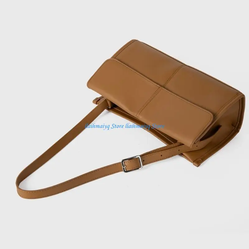 573B Structured Underarm Bag Premium PU Leather Retro Aesthetic Functional Interior